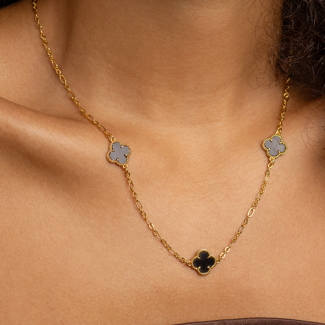 18K Gold Plated Clover Charm Necklace – Elegant Minimalist Lucky Pendant