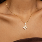 Gold Clover Pendant Necklace with Zirconia – 18K Gold Plated Elegant Women’s Jewelry