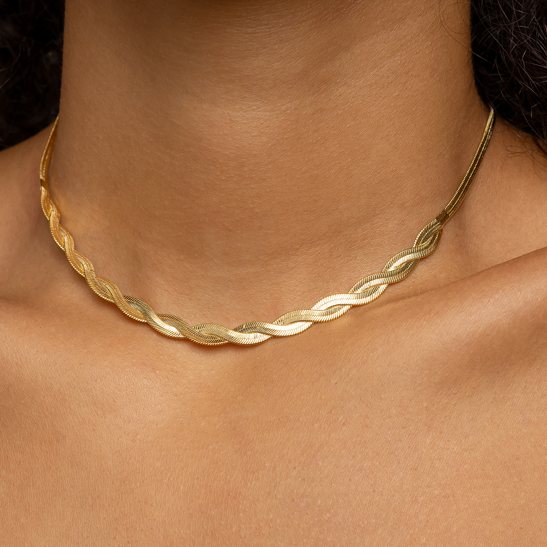 Twisted Herringbone Chain Necklace – 18K Gold Plated Statement Luxury Jewelry