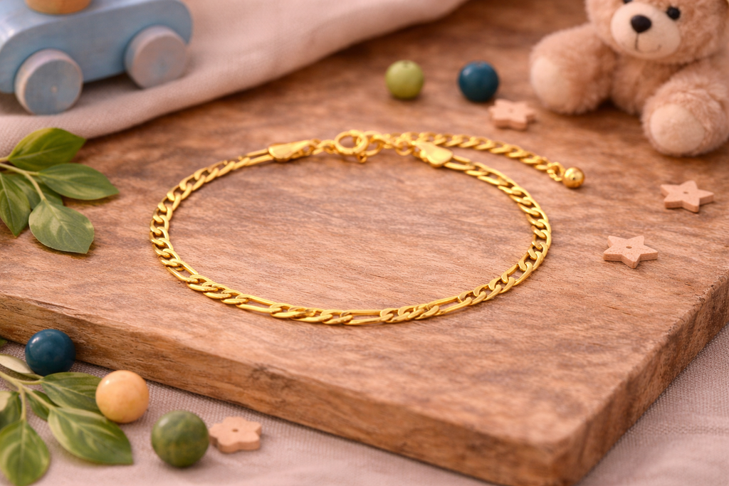 Children's bracelet with 3x1 link chain, 18k gold plated, hypoallergenic.