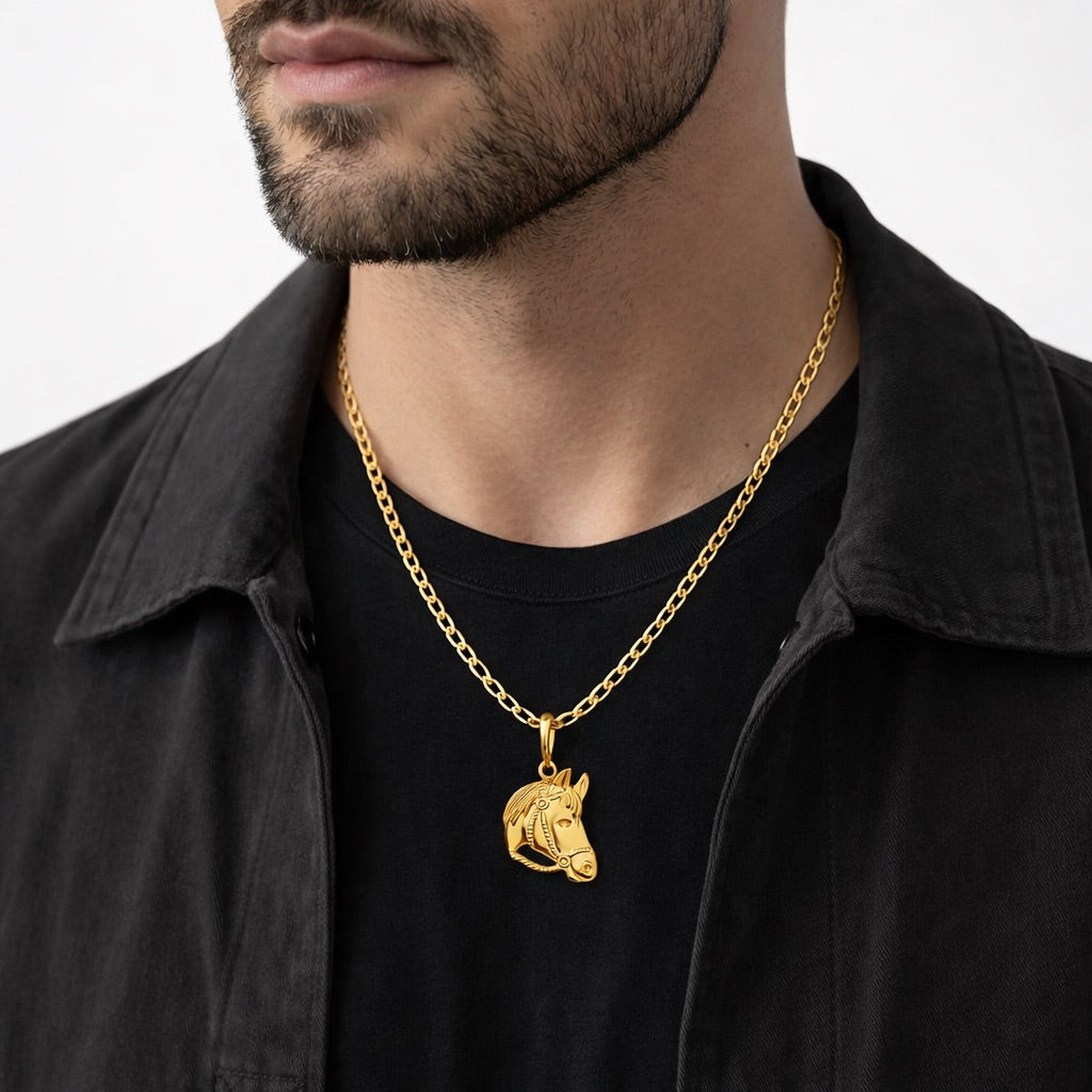 Men's Country style pendant in the shape of a horse with a saddle - 18k Gold Plated